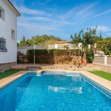 Villa Caleta