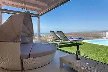 Villa Caleta *