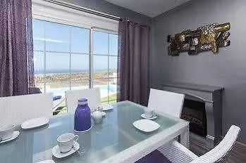Caleta Villa *